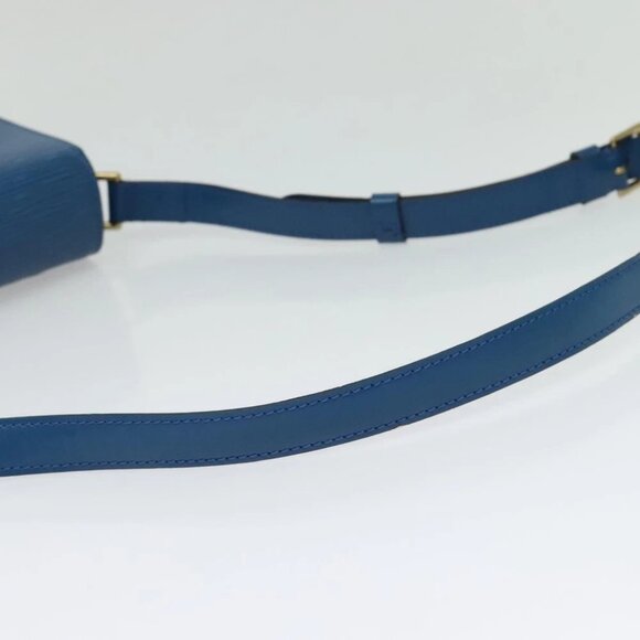 LOUIS VUITTON Epi Saint Cloud GM Shoulder Bag Toledo Blue - Picture 9 of 15